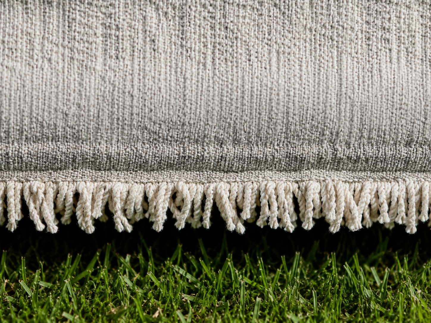 PetHallow tassel edge detail